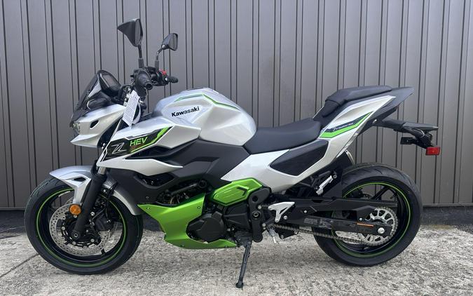 2024 Kawasaki Z7 Hybrid ABS