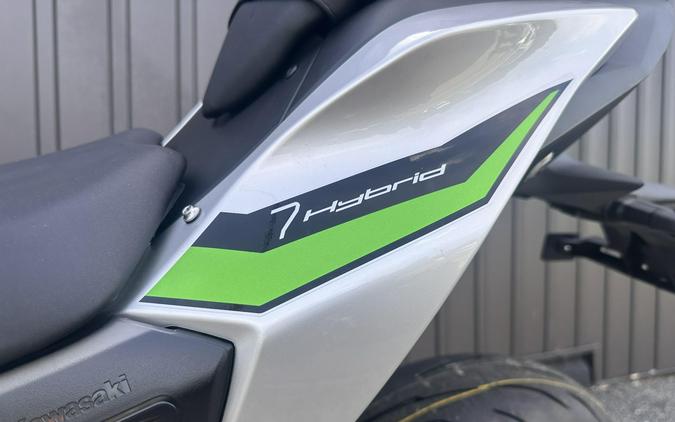 2024 Kawasaki Z7 Hybrid ABS