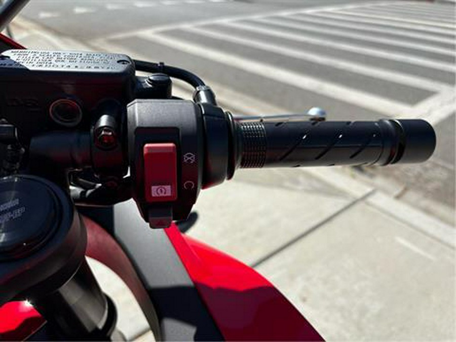 2025 Honda CBR650R E-Clutch