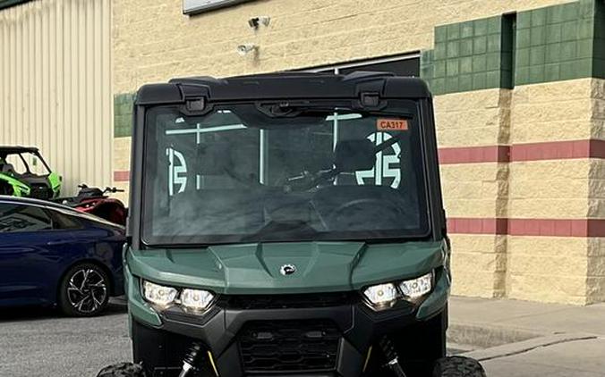 2026 Can-Am® Defender DPS CAB HD9 Compass Green