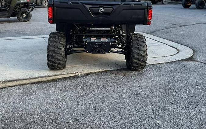 2026 Can-Am® Defender DPS CAB HD9 Compass Green