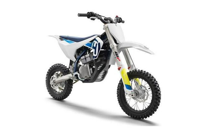 2022 Husqvarna® EE 5