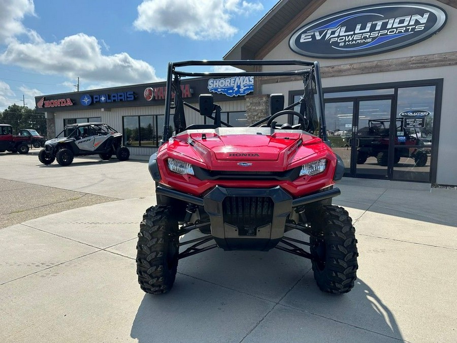 2025 Honda® Pioneer 1000 Deluxe