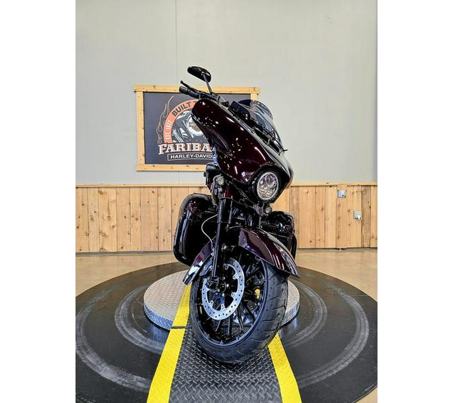 2019 Harley-Davidson® FLHXSE - CVO™ Street Glide®