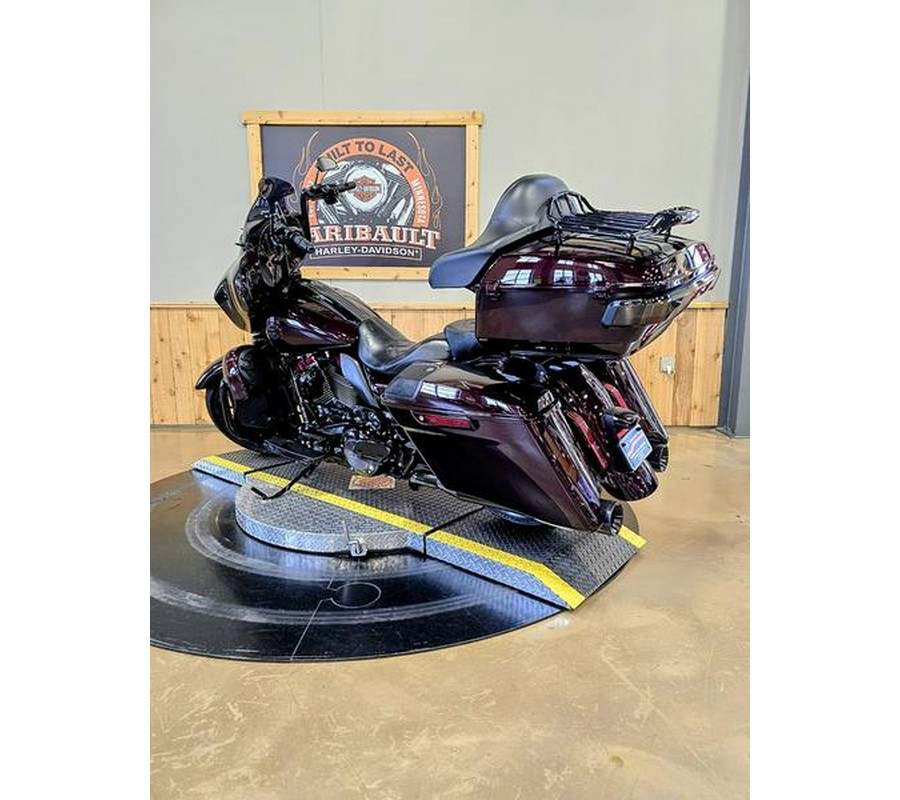 2019 Harley-Davidson® FLHXSE - CVO™ Street Glide®