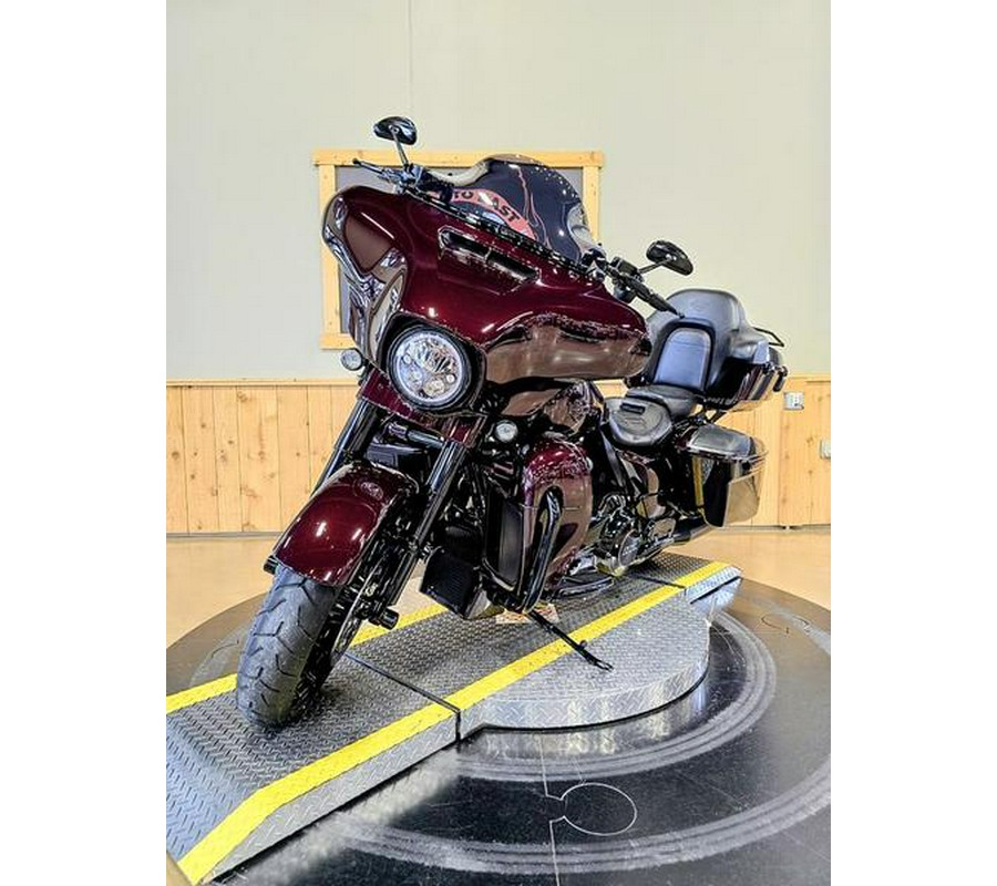 2019 Harley-Davidson® FLHXSE - CVO™ Street Glide®