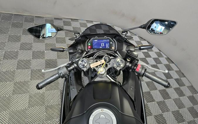 2025 Yamaha YZF-R3