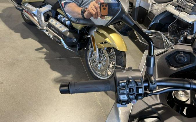 2026 Honda® NT1100 DCT