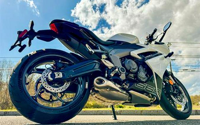 2025 Triumph Daytona 660