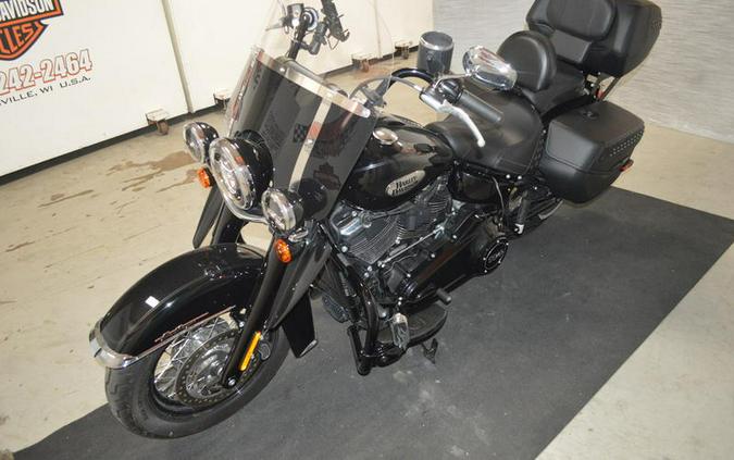 2021 Harley-Davidson® FLHCS - Heritage Classic 114
