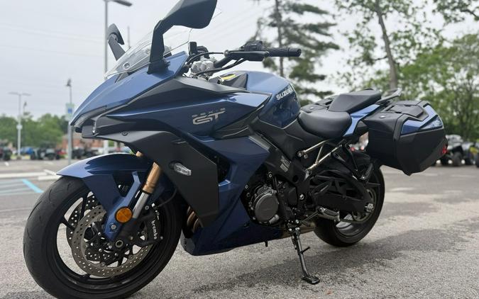 2022 Suzuki GSX-S1000GT+