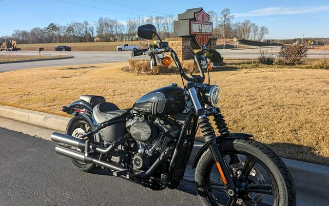 2024 Harley-Davidson Street Bob 114 Vivid Black