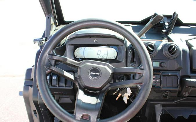 2021 Can-Am® Defender Limited HD10