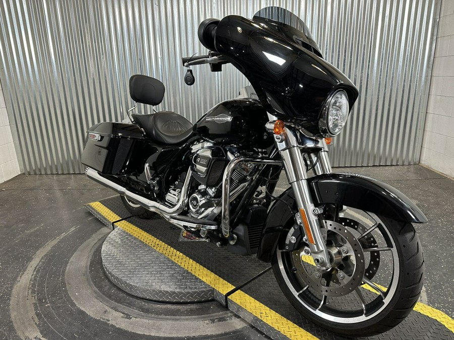 2023 Harley-Davidson Street Glide