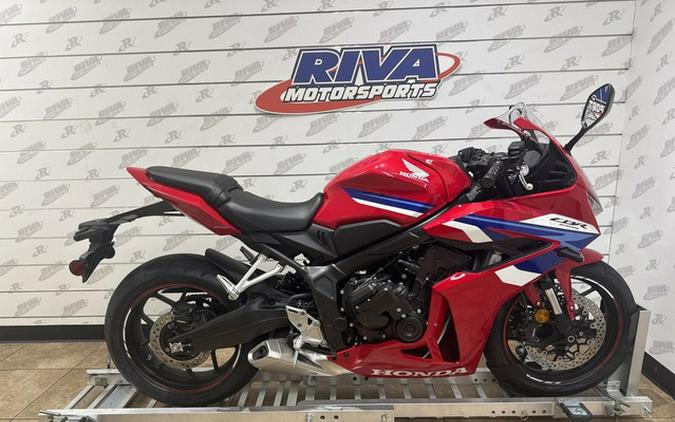 2026 Honda CBR650R E-Clutch