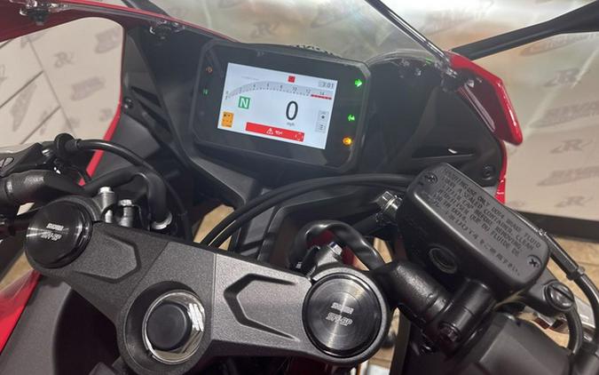 2026 Honda CBR650R E-Clutch