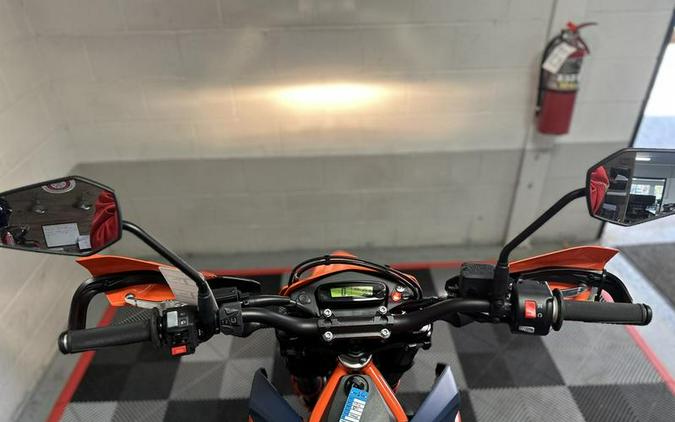 2023 KTM SMC 690 R