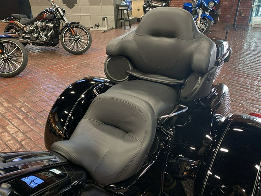 2024 Harley-Davidson Trike FLHTCUTG - Tri Glide Ultra