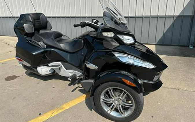 2010 Can-Am Spyder™ RT-S SE5