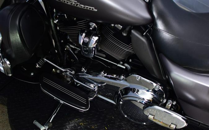 2017 Harley-Davidson Street Glide Special