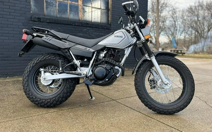 2025 Yamaha TW 200