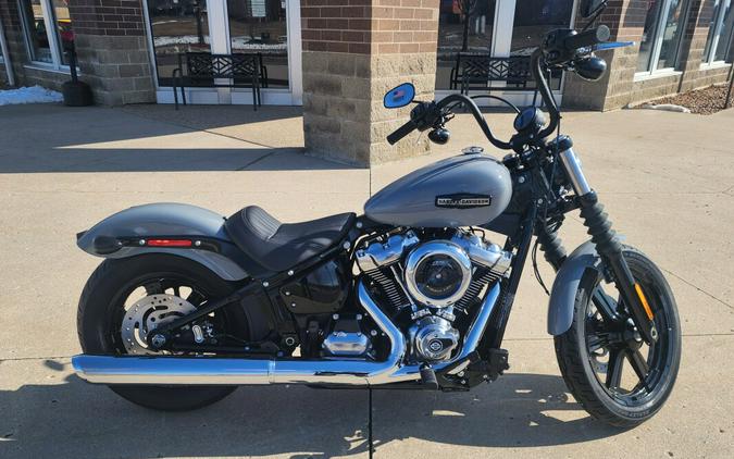 2026 Harley-Davidson® Street Bob® Dark Billiard Gray Chrome Cast Wheels