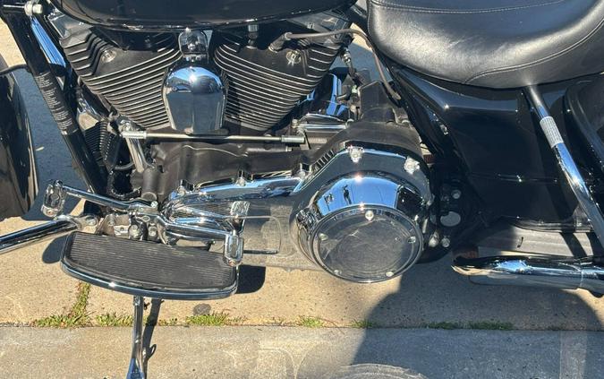 2009 Harley-Davidson Road King FLHR