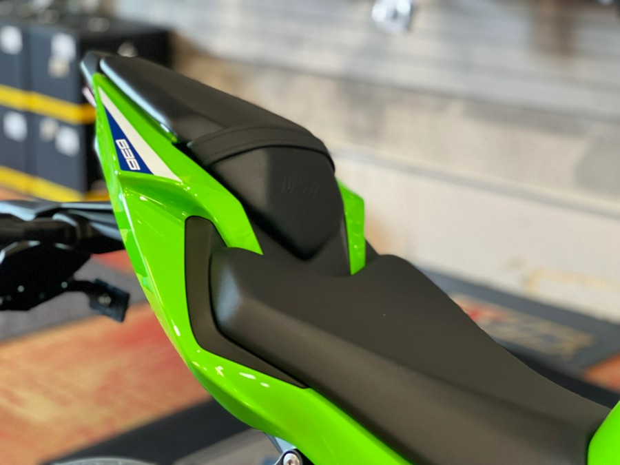 2026 Kawasaki NINJA ZX-6R ABS