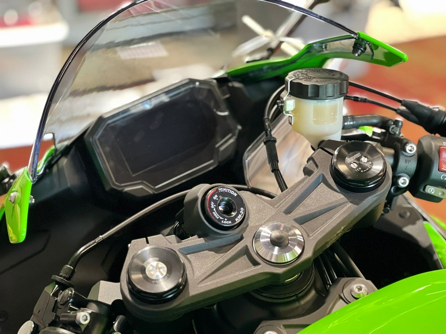 2026 Kawasaki NINJA ZX-6R ABS