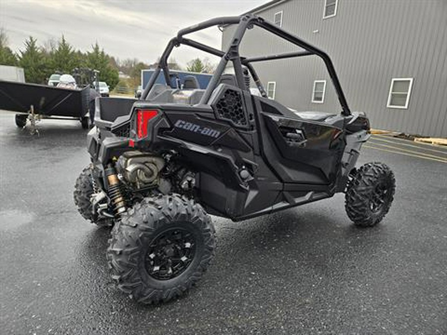 2026 Can-Am Maverick Sport DPS