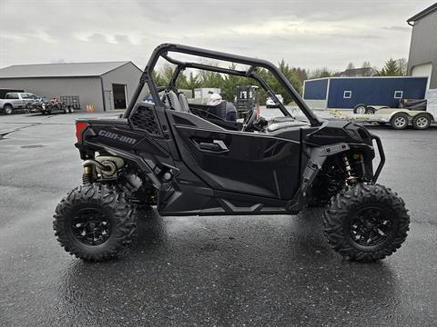 2026 Can-Am Maverick Sport DPS