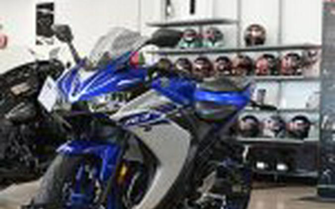 2016 Yamaha R3