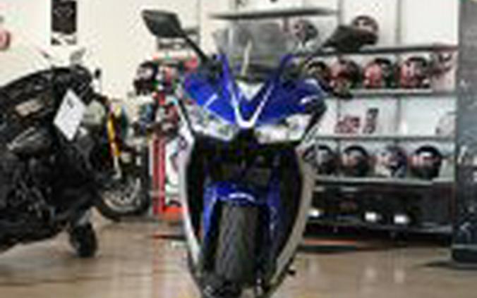 2016 Yamaha R3