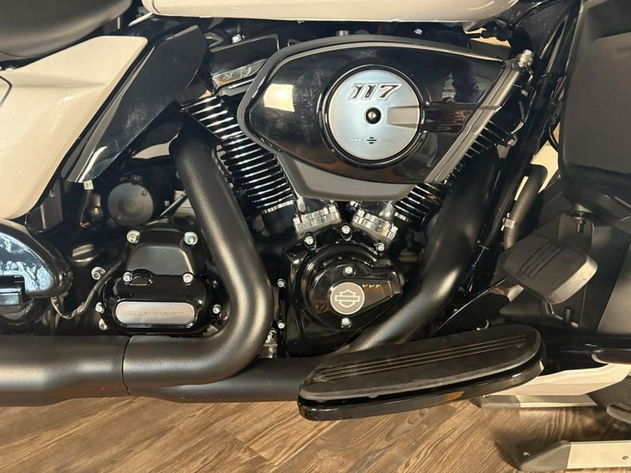 2026 Harley-Davidson® FLHXL - Street Glide® Limited