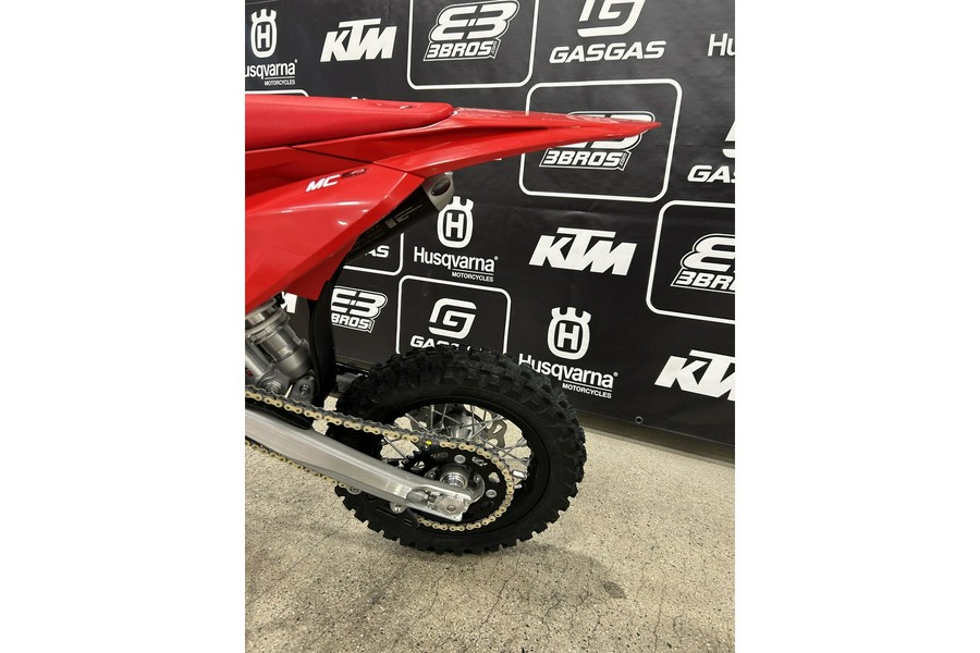 2026 MC 50 - GASGAS