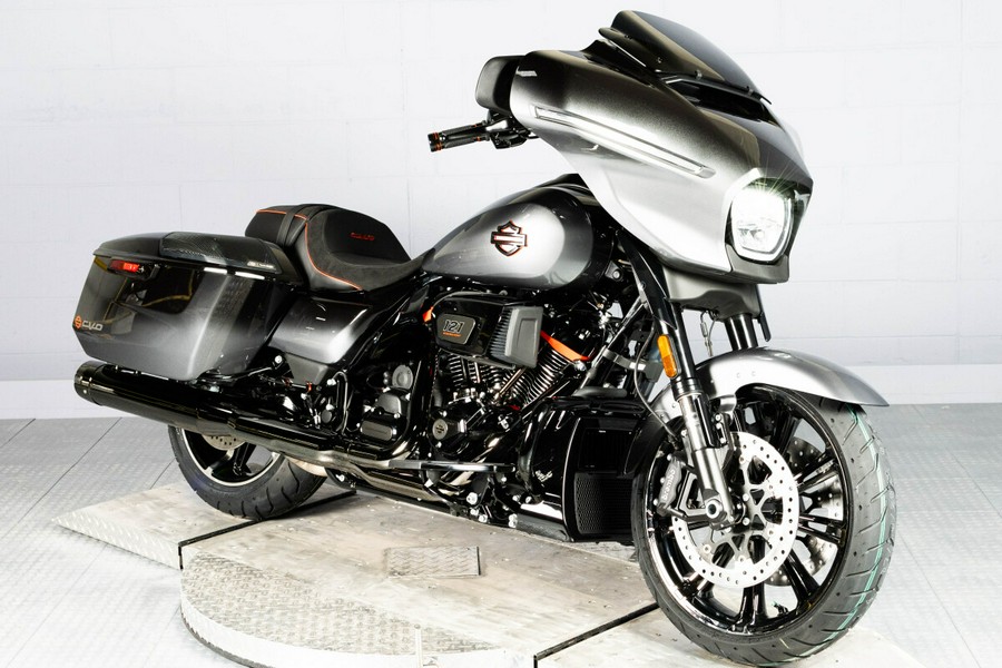 2025 Harley-Davidson CVO Street Glide FLHXSE