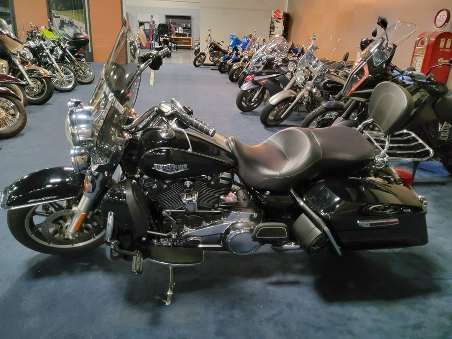 2017 Harley-Davidson Road King® Base