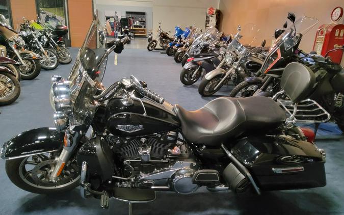 2017 Harley-Davidson Road King® Base