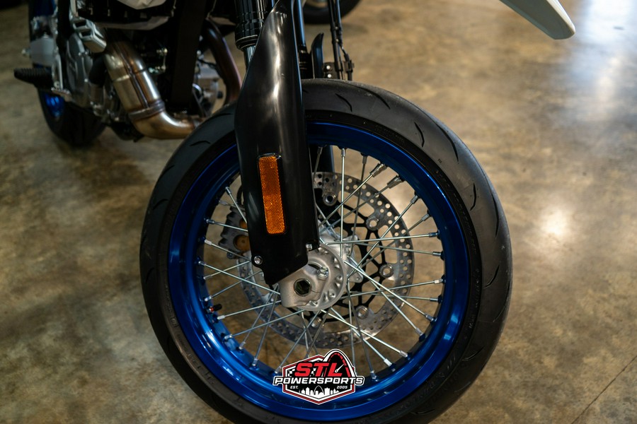 2025 Suzuki DR-Z 4SM