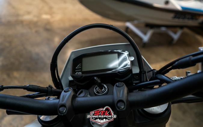 2025 Suzuki DR-Z 4SM