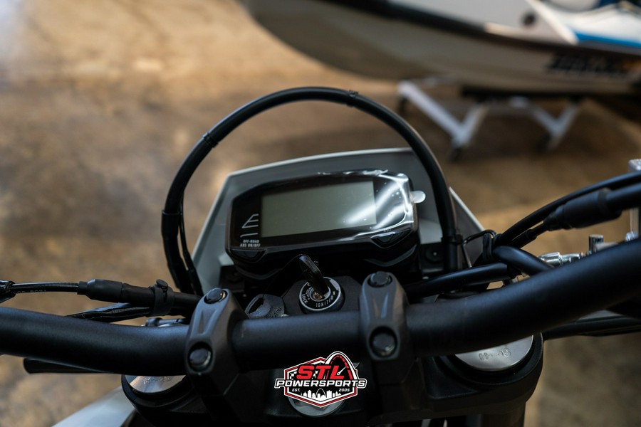 2025 Suzuki DR-Z 4SM