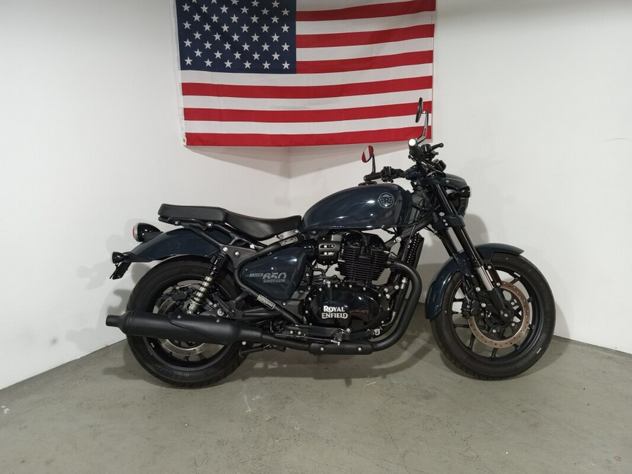 2024 Royal Enfield Shotgun 650 *DEMO* - Sheet Metal Grey