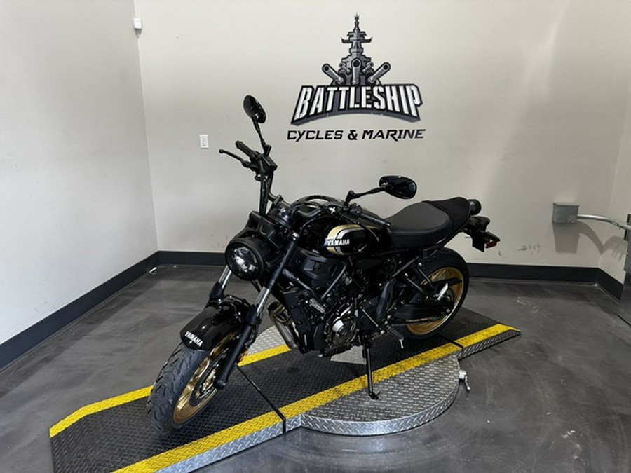 2025 Yamaha XSR700