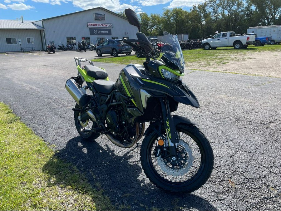 2025 Benelli TRK702X - DARK GRAY