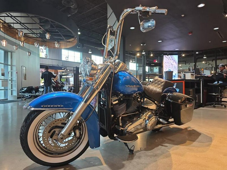 2018 Harley-Davidson® FLDE - Softail® Deluxe