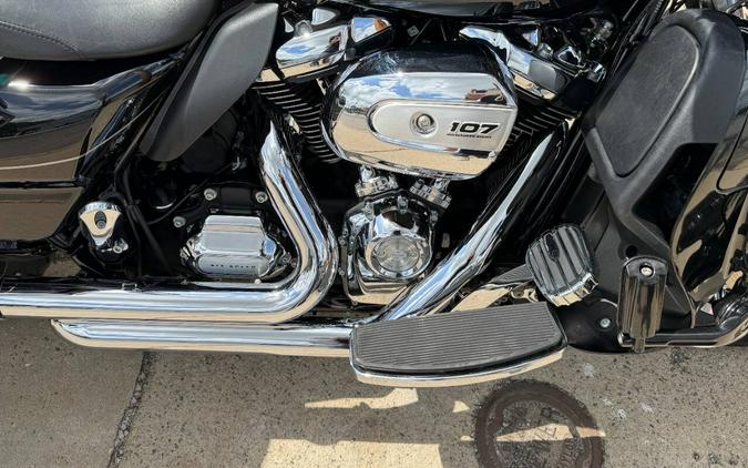2017 Harley-Davidson Ultra Limited FLHTK
