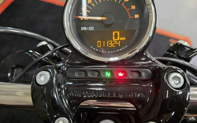 2016 Harley-Davidson XL1200CX - Roadster