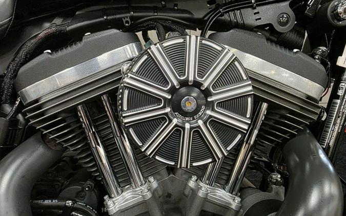 2016 Harley-Davidson XL1200CX - Roadster