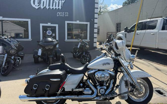 2012 Harley-Davidson Road King Classic FLHRC