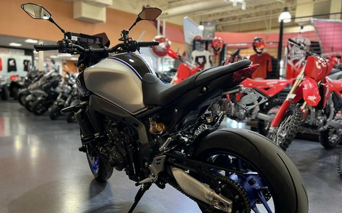 2022 Yamaha MT-09 SP